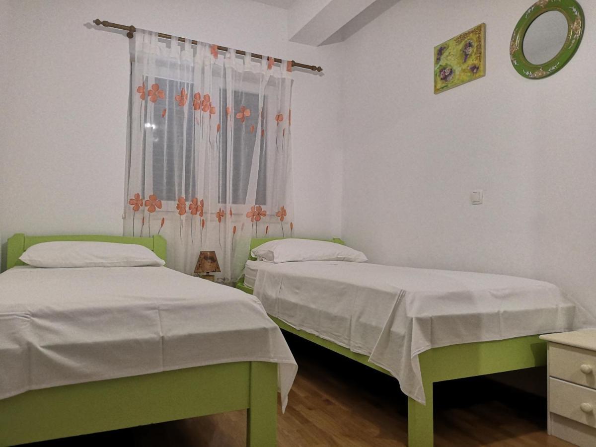 Villa Fortudor Milna  Bagian luar foto