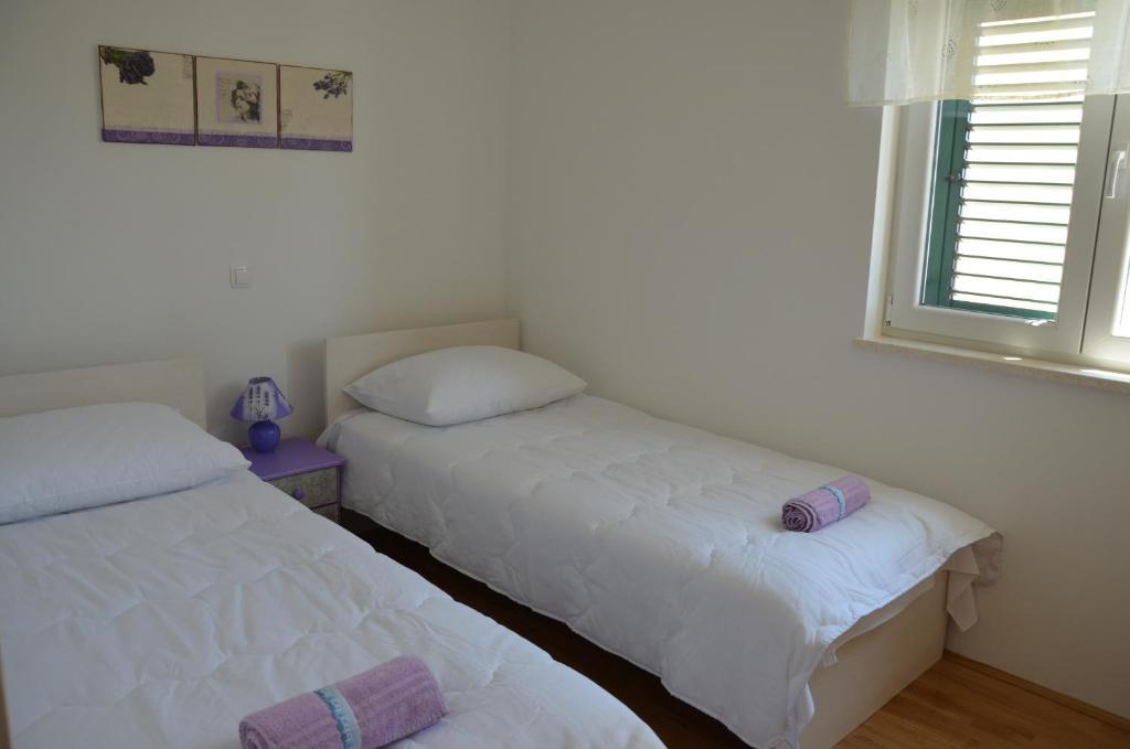 Villa Fortudor Milna  Ruang foto